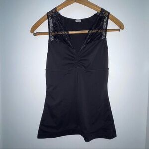 Jaclyn Smith Black Lace V-Neck Sleeveless Tank Top